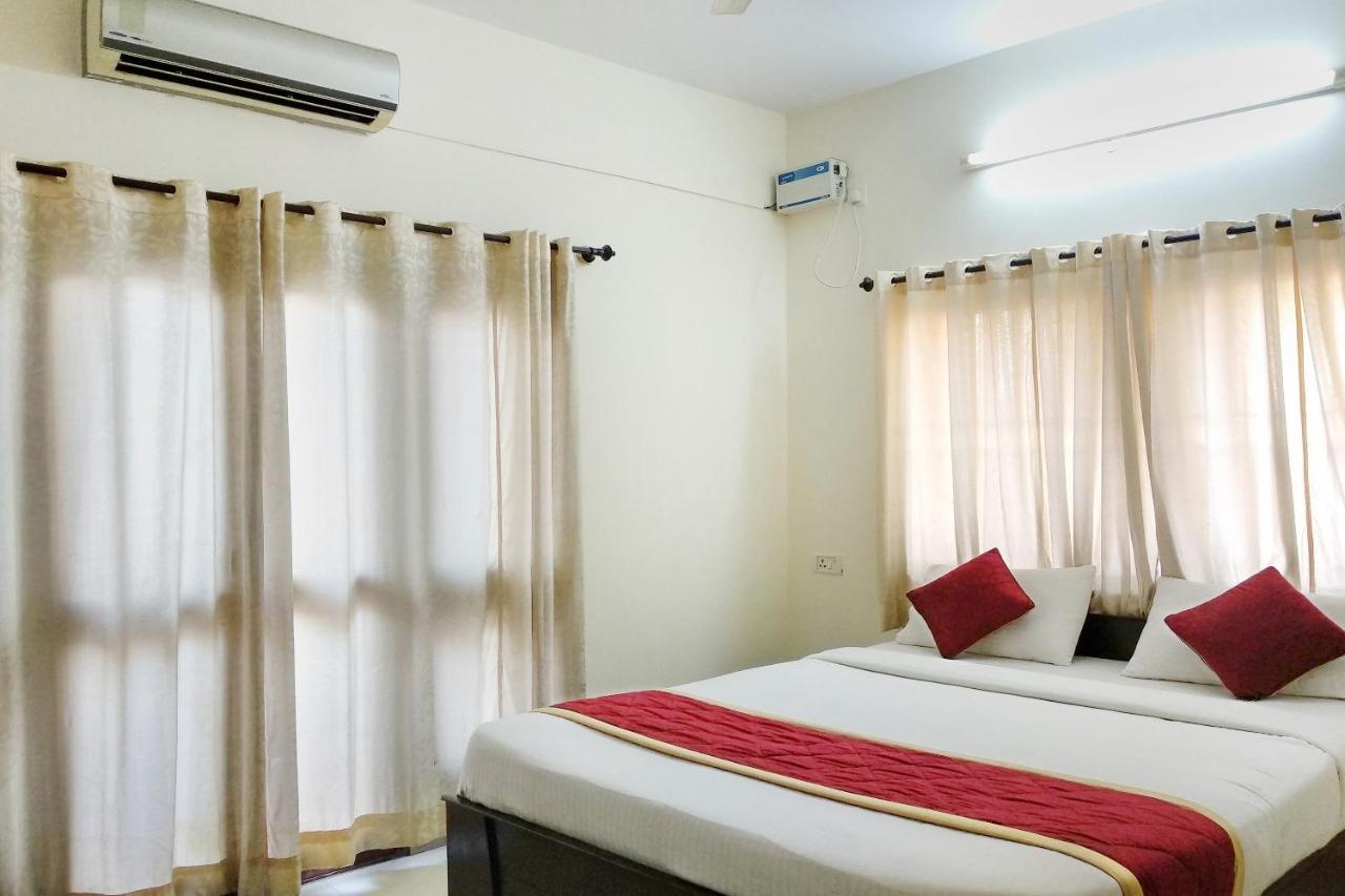Super Oyo Capital O Premium Hotel Victoria Heights Near Sri Someshwara Swami Temple Bangalore Bagian luar foto